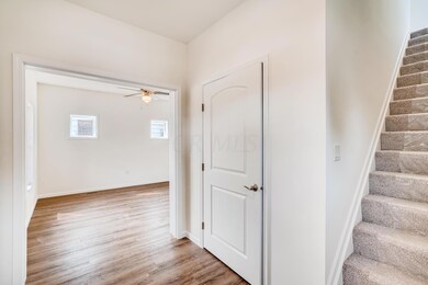 722 E Deshler Ave Columbus OH-large-005-
