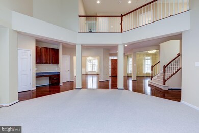 21113 Hickory Forest Way, Germantown, MD 20876 - photo 4