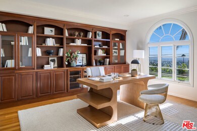 4509 Dundee Dr, Los Angeles, CA 90027 - photo 7