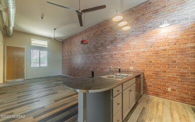 3303 N Tyndall Ave unit 2, Tucson, AZ 85719 - photo 6