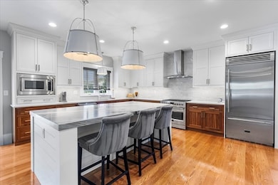 297 Pine St, Dedham, MA 02026 - photo 5