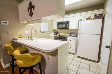3 kitchen 1