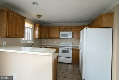 109 Grindstone Dr, Winchester, VA 22602 - photo 4