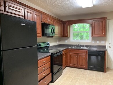 137 Hunt St, Manchester, TN 37355 - photo 4