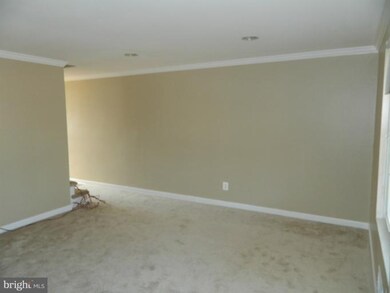 1167 Foxwood Ln, Essex, MD 21221 - photo 5