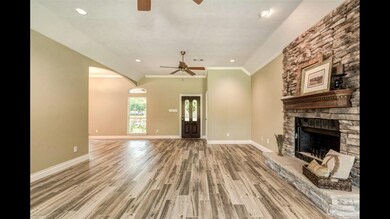 6811 Skylight Ln, Magnolia, TX 77354 - photo 7