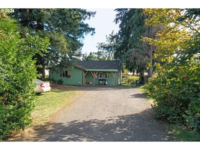 4033 Camellia St, Springfield, OR 97478 - photo 2