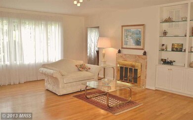 11909 Falls Rd, Potomac, MD 20854 - photo 2