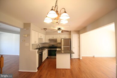 9823 Bayline Cir, Owings Mills, MD 21117 - photo 5