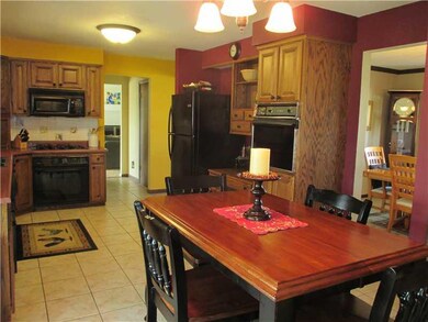 Kitchen. Eat n kitchen