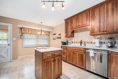 52337 Carriage Hills Dr, South Bend, IN 46635 - photo 7