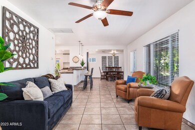 6811 E 6th St - 07