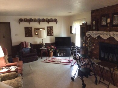 817 Westgate Dr, Anderson, IN 46012 - photo 4