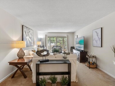 2004 Granada Dr unit O2, Coconut Creek, FL 33066 - photo 4