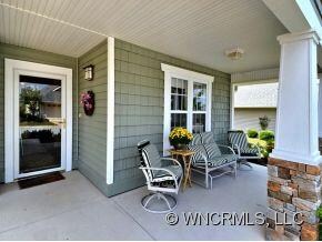 Front Porch w/view of Mtns