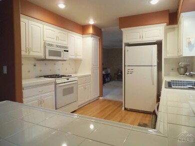 2003 SE Fairwood Dr, Bend, OR 97702 - photo 3