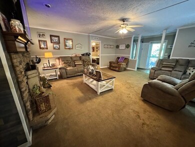 8498 Interstate Hwy, Iaeger, WV 24844 - photo 4