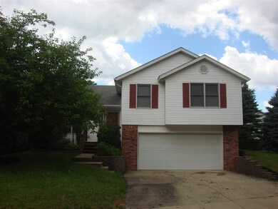 712 W Rosewood Dr, Bloomington, IN 47404 - photo 2