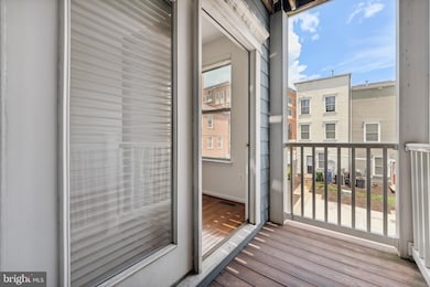 17 S Exeter St, Baltimore, MD 21202 - photo 6