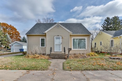 1009 N 7th Ave, Wausau, WI 54401 - photo 2