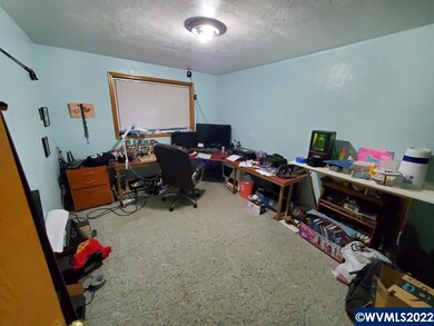 520 Fir St, Lyons, OR 97358 - photo 7