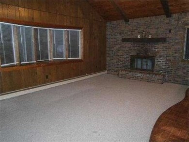 116 Lexington Rd, Billerica, MA 01821 - photo 2