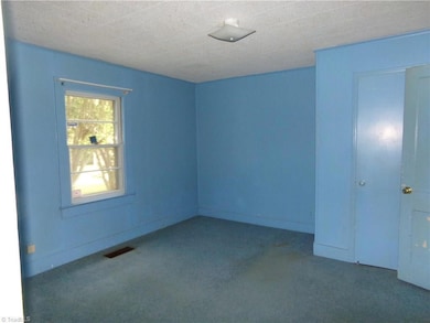 535 Columbia Ave, Ramseur, NC 27316 - photo 7