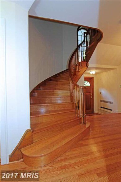 4003 Hunting Pines Ct, Fairfax, VA 22032 - photo 6