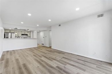 481 S Kalispell Way unit 306, Aurora, CO 80017 - photo 4