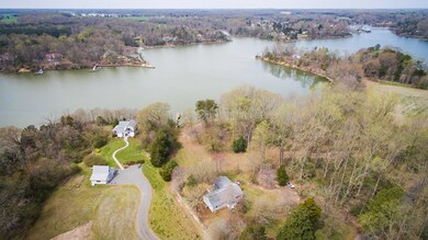 129 Oyster Shell Ln, Callao, VA 22435 - photo 4