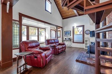 518 Butte St, Yreka, CA 96097 - photo 6