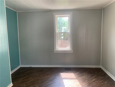 102 Cort St, West Newton, PA 15089 - photo 5