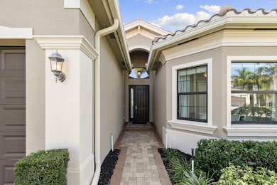 2845 Cinnamon Bay Cir, Naples, FL 34119 - photo 4