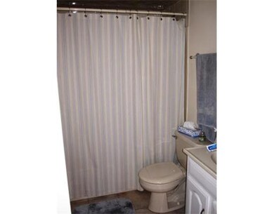 2A Baldwin Place unit 4, Boston, MA 02113 - photo 6