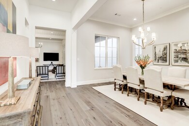 209 Memorial Parkview Dr, Houston, TX 77024 - photo 4