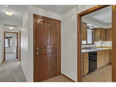 Entrance/Foyer