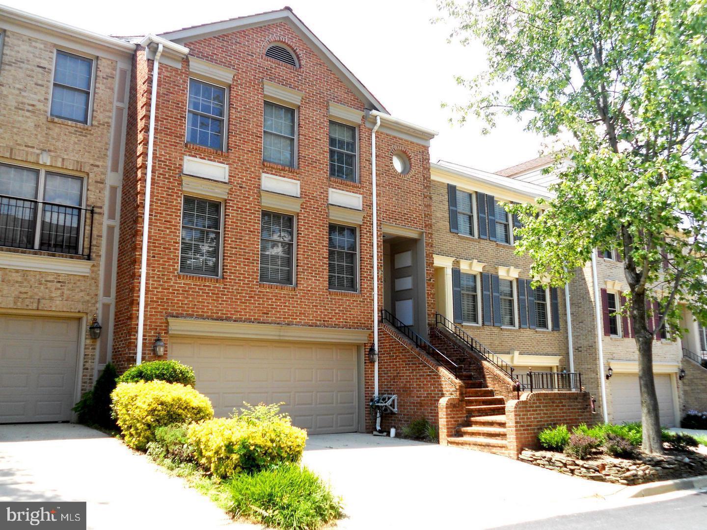 4 Bloomingdale Ct, Rockville, MD 20852 - photo 2