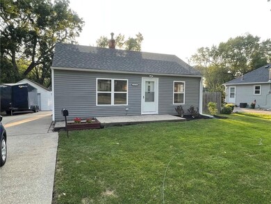 1028 68th St, Windsor Heights, IA 50324 - photo 5