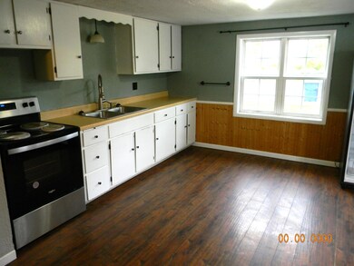 805 5th St, Mattoon, WI 54166 - photo 5