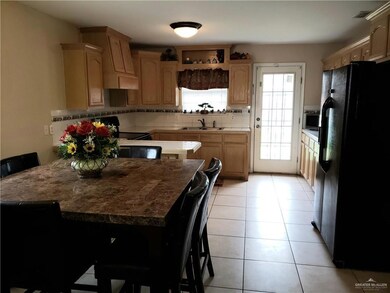 3308 Superior Dr, Weslaco, TX 78599 - photo 5