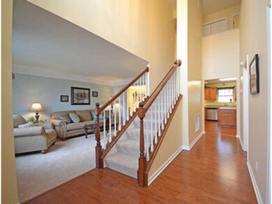 Entry/Foyer.