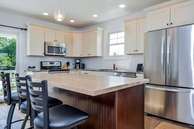 013-Kitchen-2844520-large