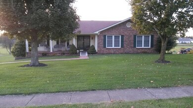 741 E Lexington St, Harrodsburg, KY 40330 - photo 6