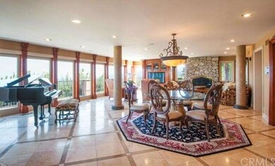 Open Floor Plan Family Room, Dining Area