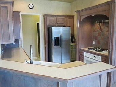 2705 Durland Dr, Edmond, OK 73012 - photo 5