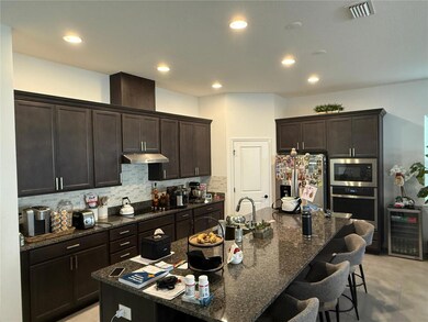 16037 Micelli Dr, Winter Garden, FL 34787 - photo 4