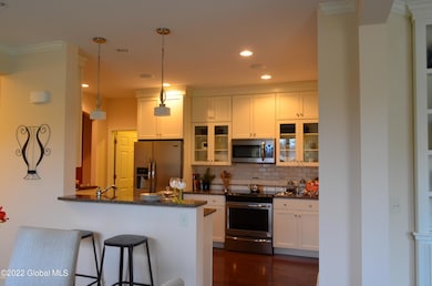 Kitchen (2)