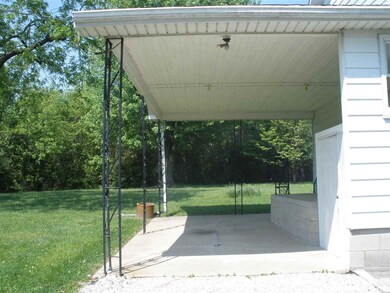 2211 E Sr 64, Princeton, IN 47670 - photo 7