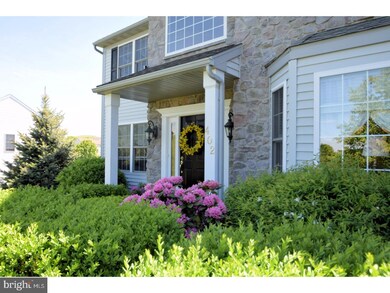 402 Pleasant View Dr, Douglassville, PA 19518 - photo 2