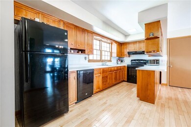 1302 Rocky Ford Rd, Columbus, IN 47203 - photo 5